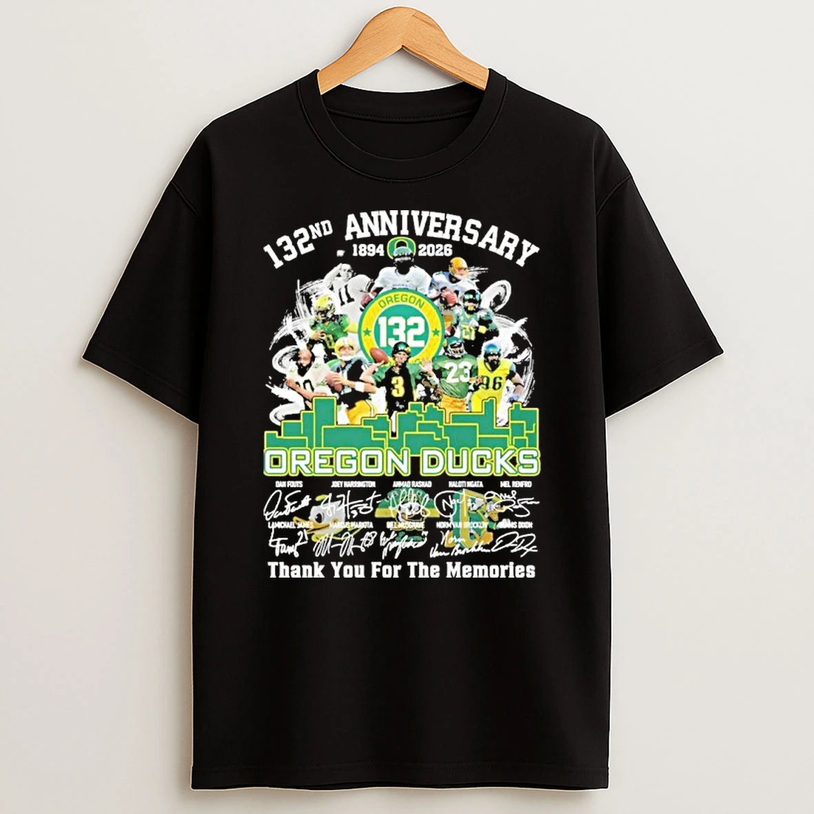132nd Anniversary 1894 2026 Oregon Ducks Team Player Signature Thank You For The Memories Tshirt Hoodie