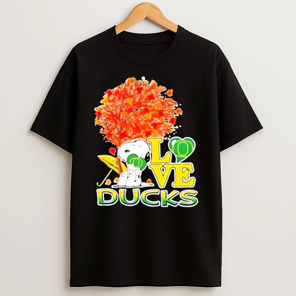 2025 Peanuts Snoopy Hug Heart I Love Oregon Ducks Tshirt Hoodie