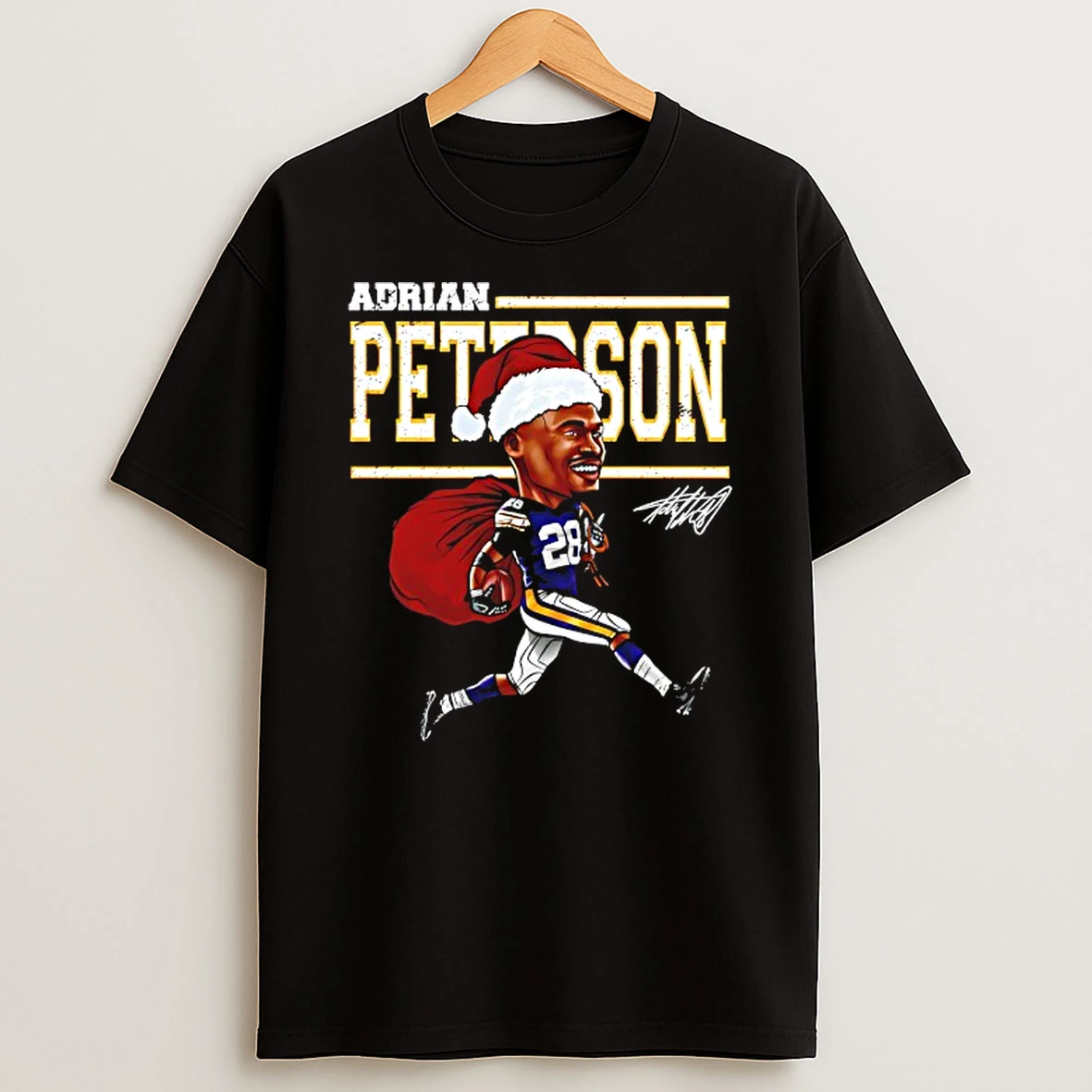 Christmas Adrian Peterson With Santa Hat Minnesota Vikings Caricature Signature Tshirt Hoodie