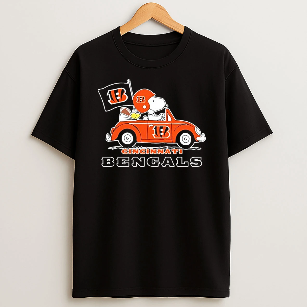 Cincinnati Bengals Football X Snoopy Drive Car Tshirt Hoodie