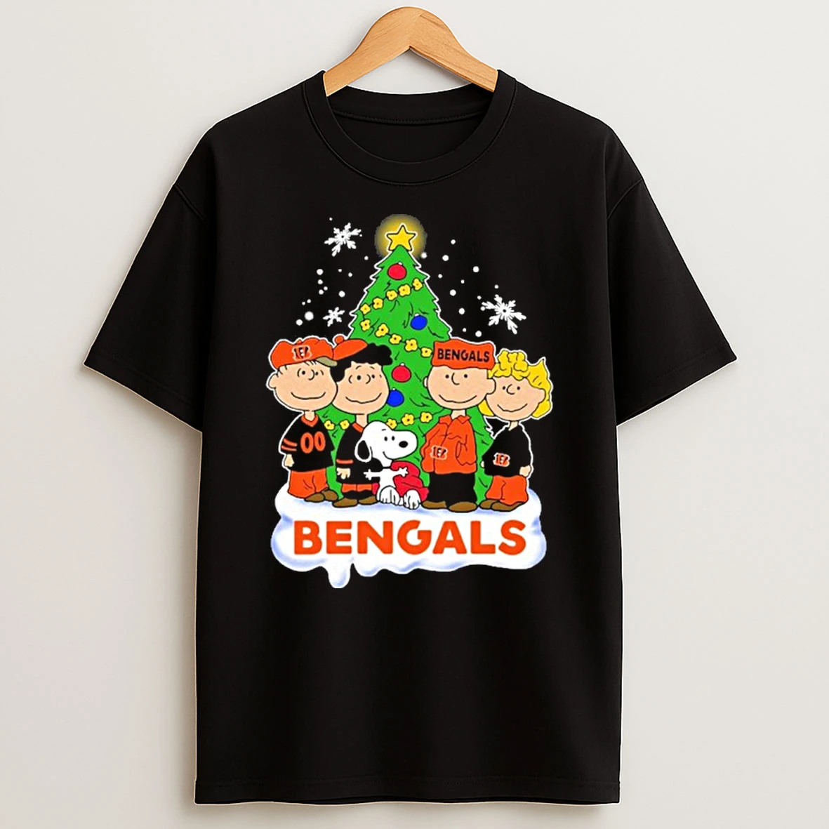 Cincinnati Bengals X The Peanuts Christmas 2025 Tshirt Hoodie