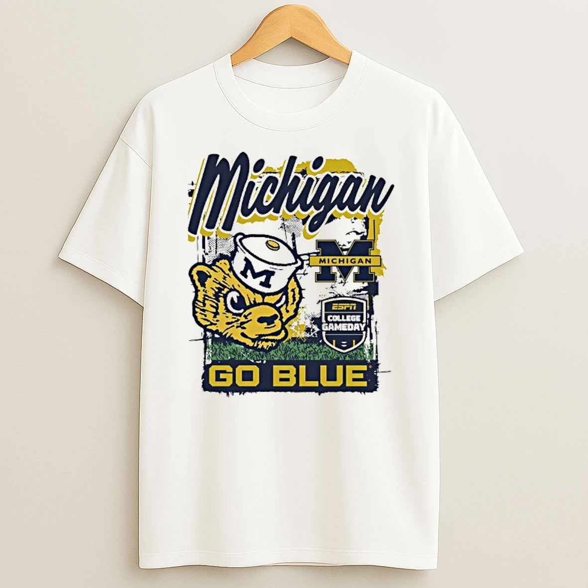College Gameday 2025 Michigan Football Mascot Go Blue Tshirt Hoodie