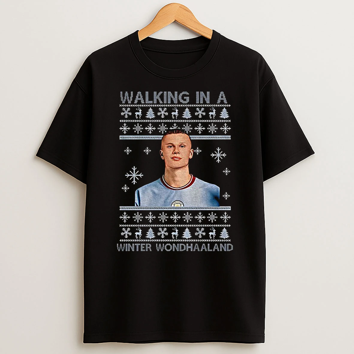 Erling Haaland Manchester City Fc Walking In A Winter Wondhaaland Christmas Tshirt Hoodie