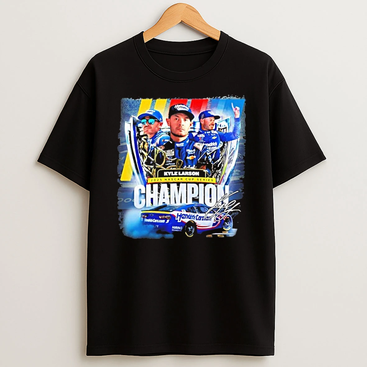 Kyle Larson 2025 Nascar Cup Series Champion Signature Tshirt Hoodie