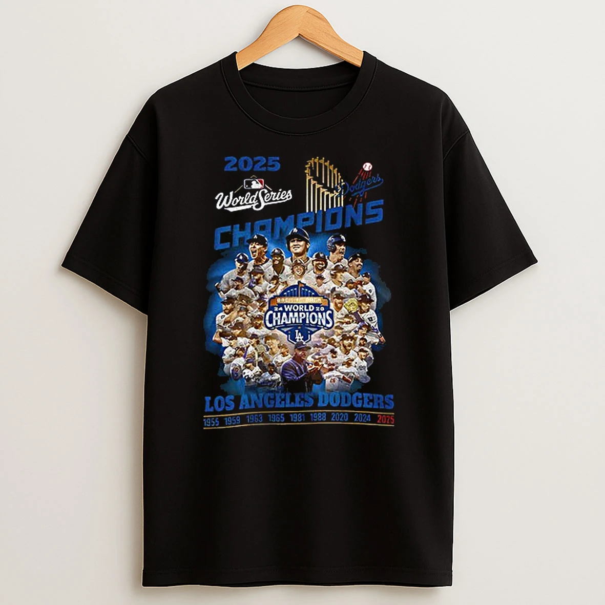 Los Angeles Dodgers Trophy Back 2 Back 2025 World Series Champions Mlb Tshirt Hoodie