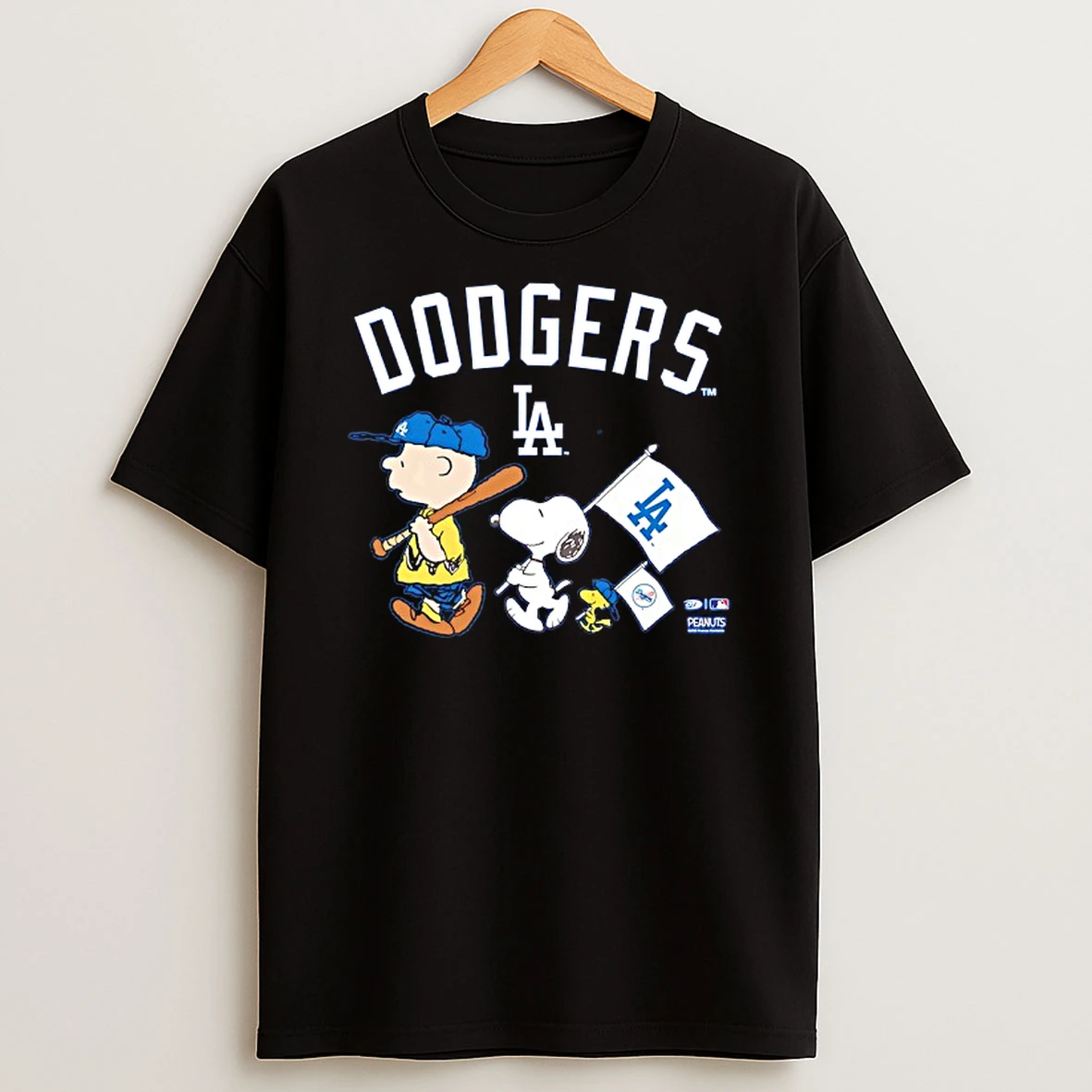 Los Angeles Dodgers X Peanuts Flag Crossing Tshirt Hoodie