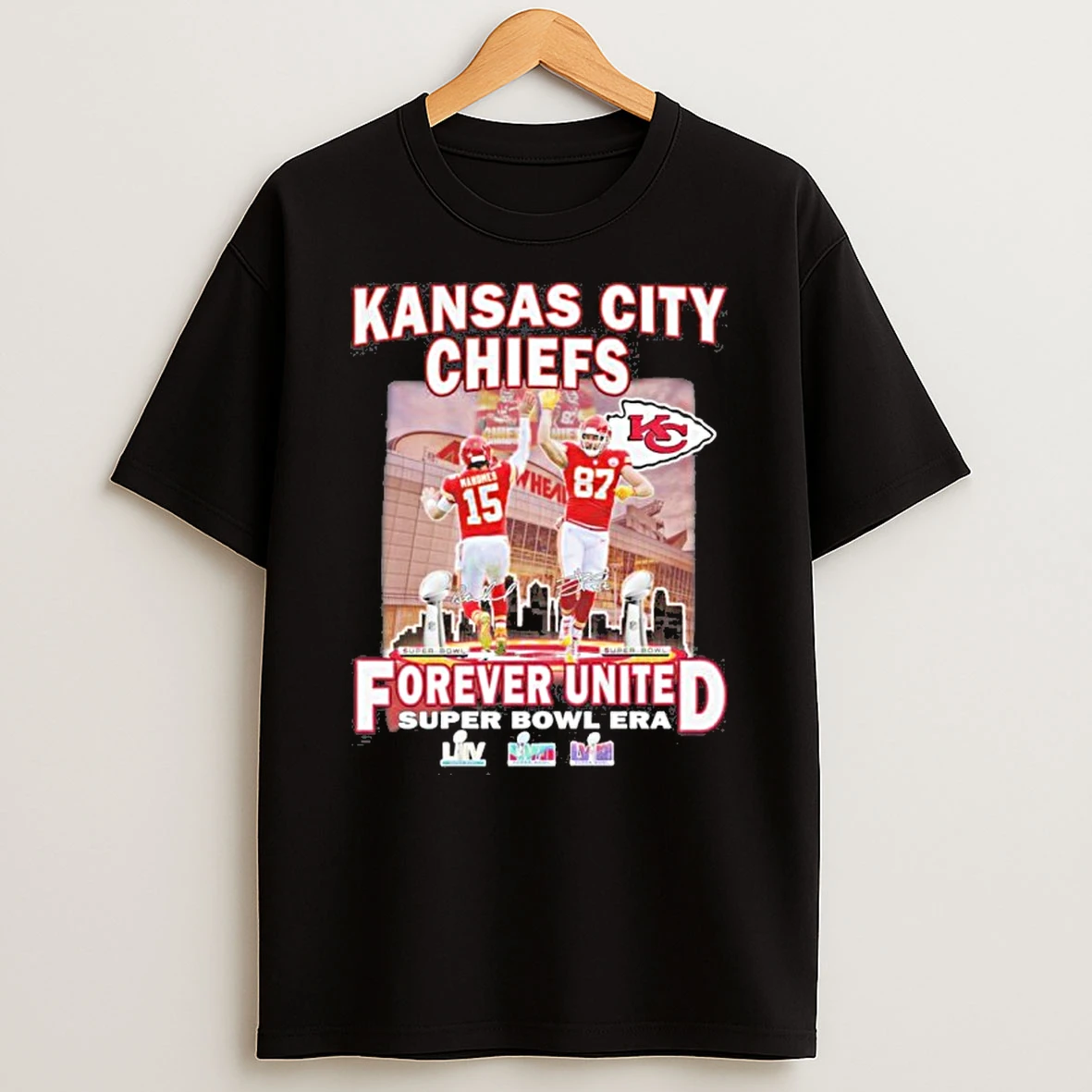 Mahomes And Kelce Chiefs Forever United Super Bowl Era Tshirt Hoodie