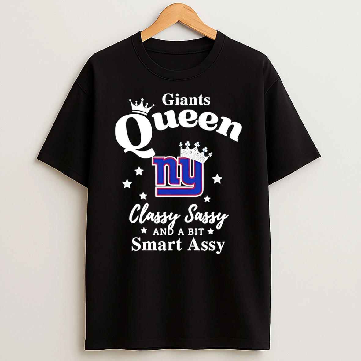 New York Giants Queen Classy Sassy And A Bit Smart Assy Nfl Tshirt Hoodie
