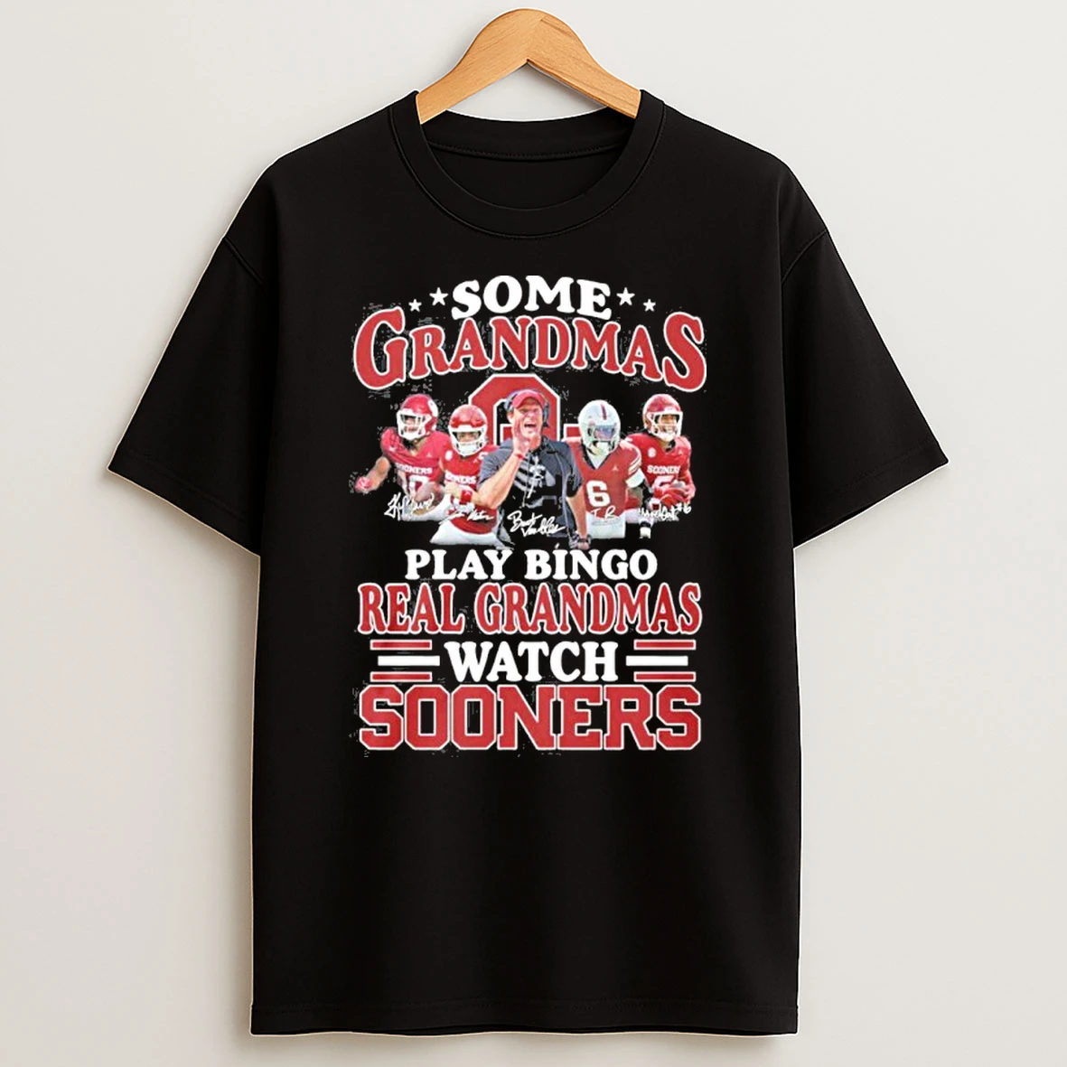 Some Grandmas Play Bingo Real Grandmas Watch Oklahoma Sooners Tshirt Hoodie