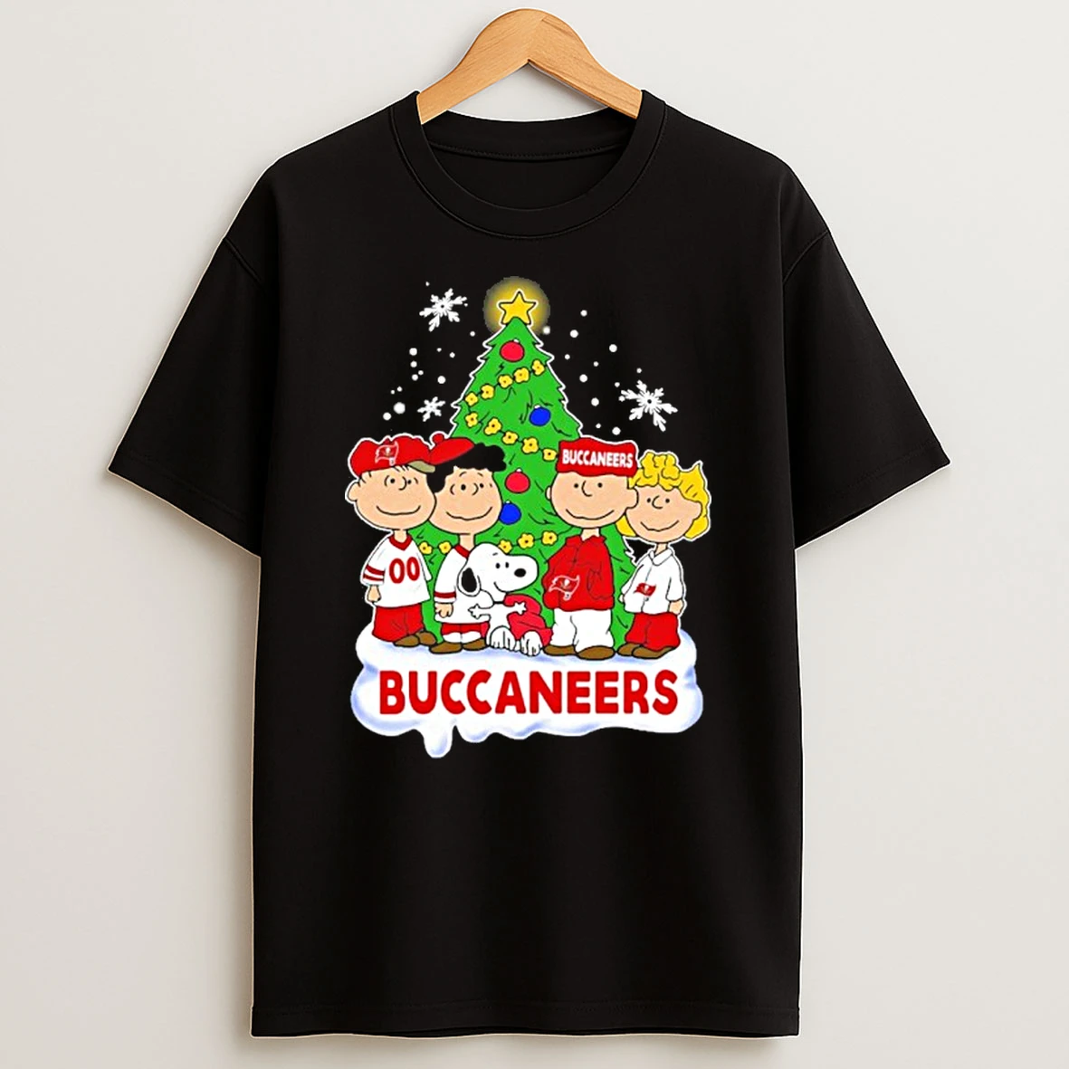 Tampa Bay Buccaneers X The Peanuts Christmas 2025 Tshirt Hoodie