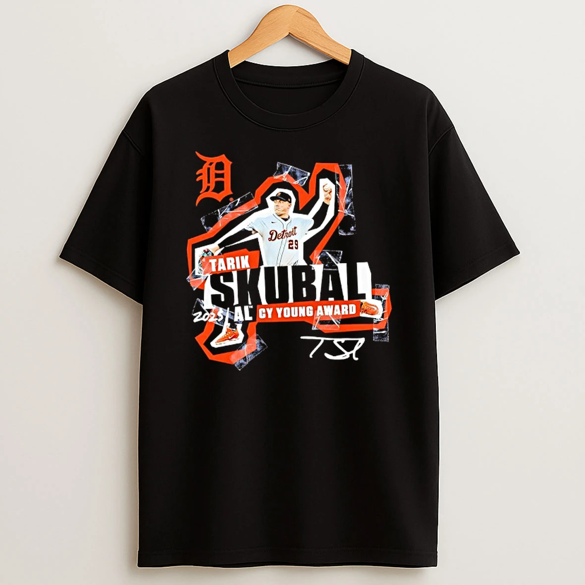 Tarik Skubal Detroit Tigers 2025 American League Cy Young Award Winner Signature Tshirt Hoodie
