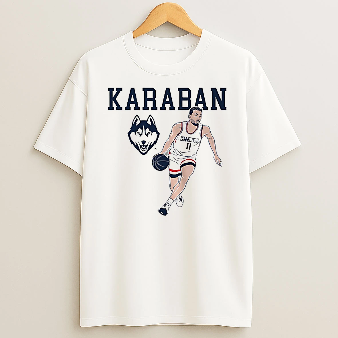 Uconn Huskies Basketball Alex Karaban 11 Pose Circle Tshirt Hoodie