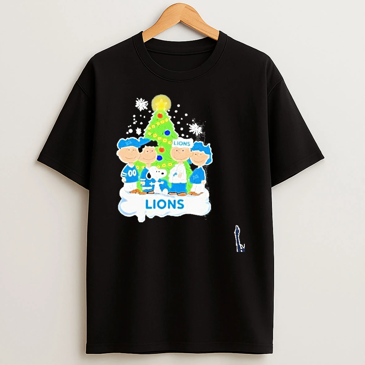 2025 Snoopy The Peanuts Detroit Lions Christmas T Shirt