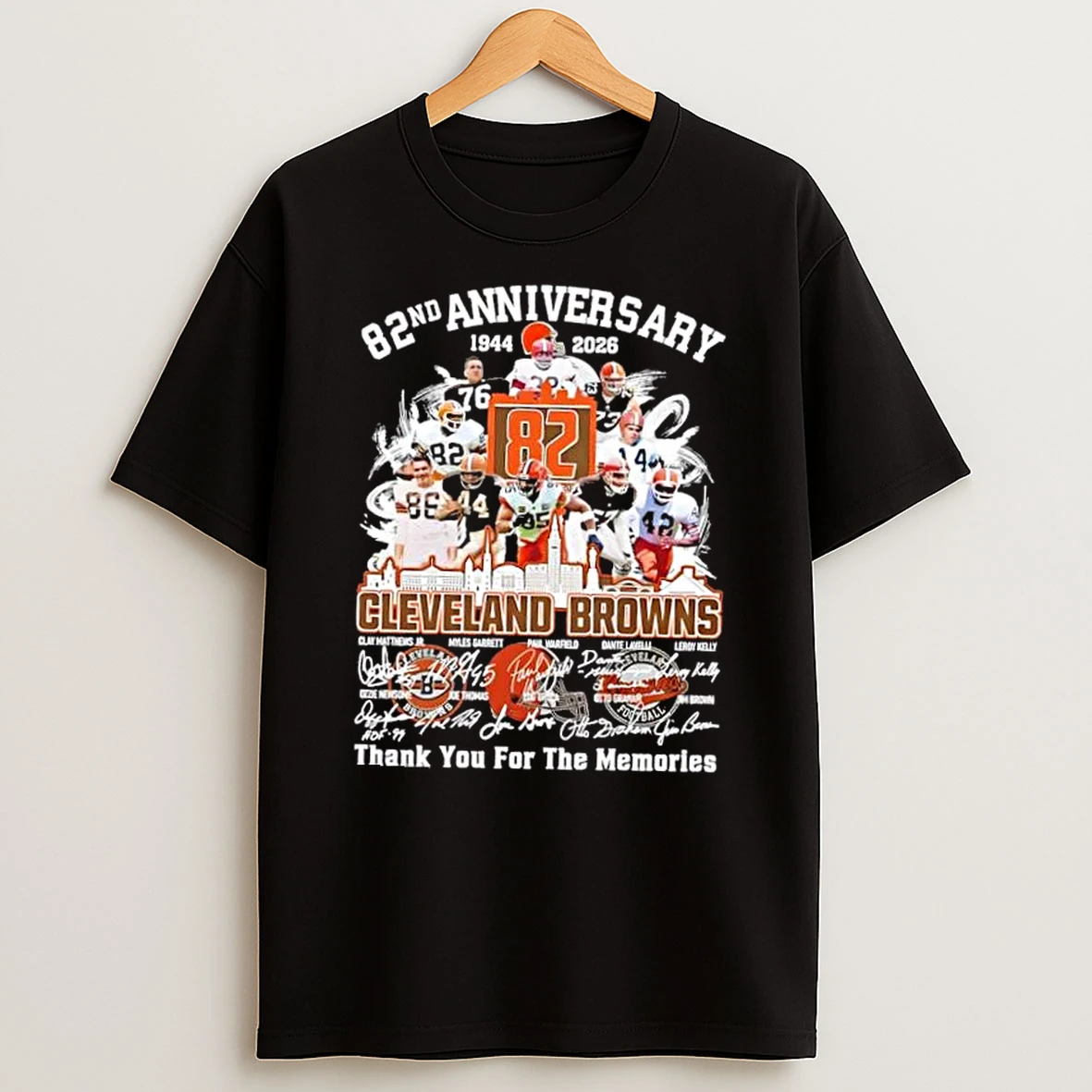 82nd Anniversary 1944 2026 Cleveland Browns Clay Matthews Jr And Legends Thank You For The Memories Skyline T Shirt