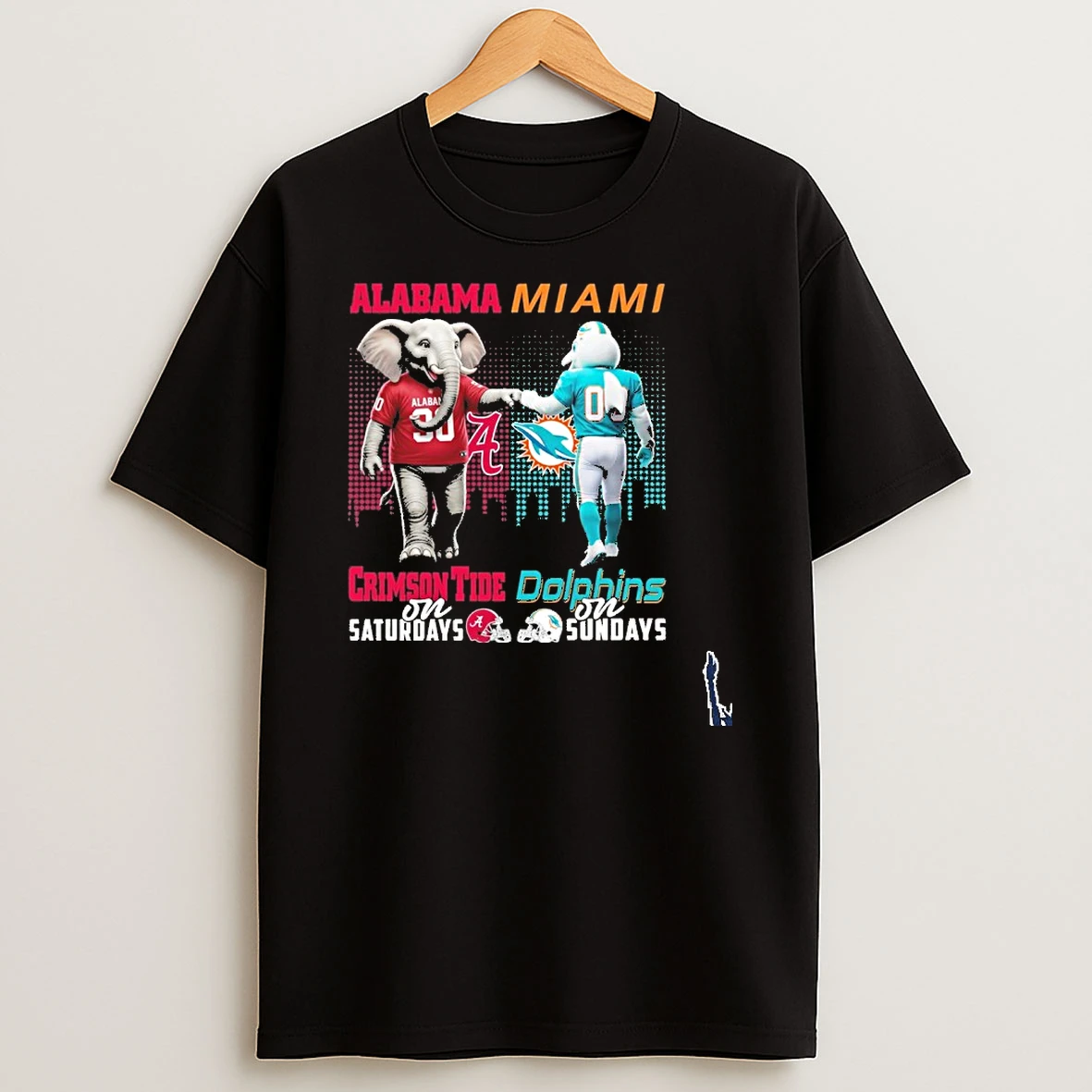 Alabama Crimson Tide And Miami Dolphins Mascot On Saturdays And On Sundays T Shirt