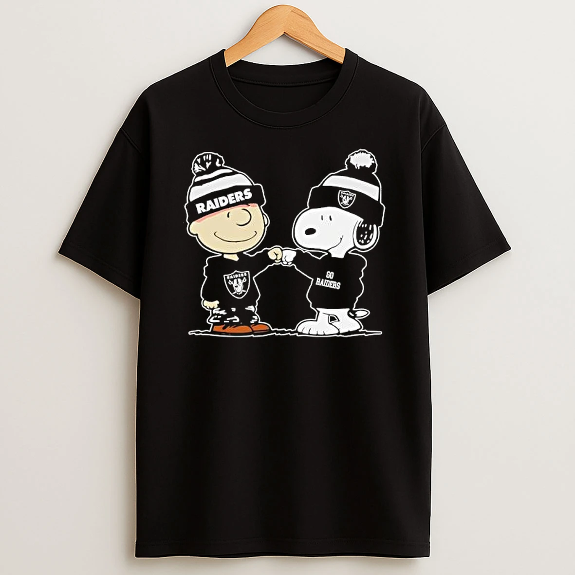 Charlie Brown And Snoopy Of Team Las Vegas Raiders Best Friends T Shirt