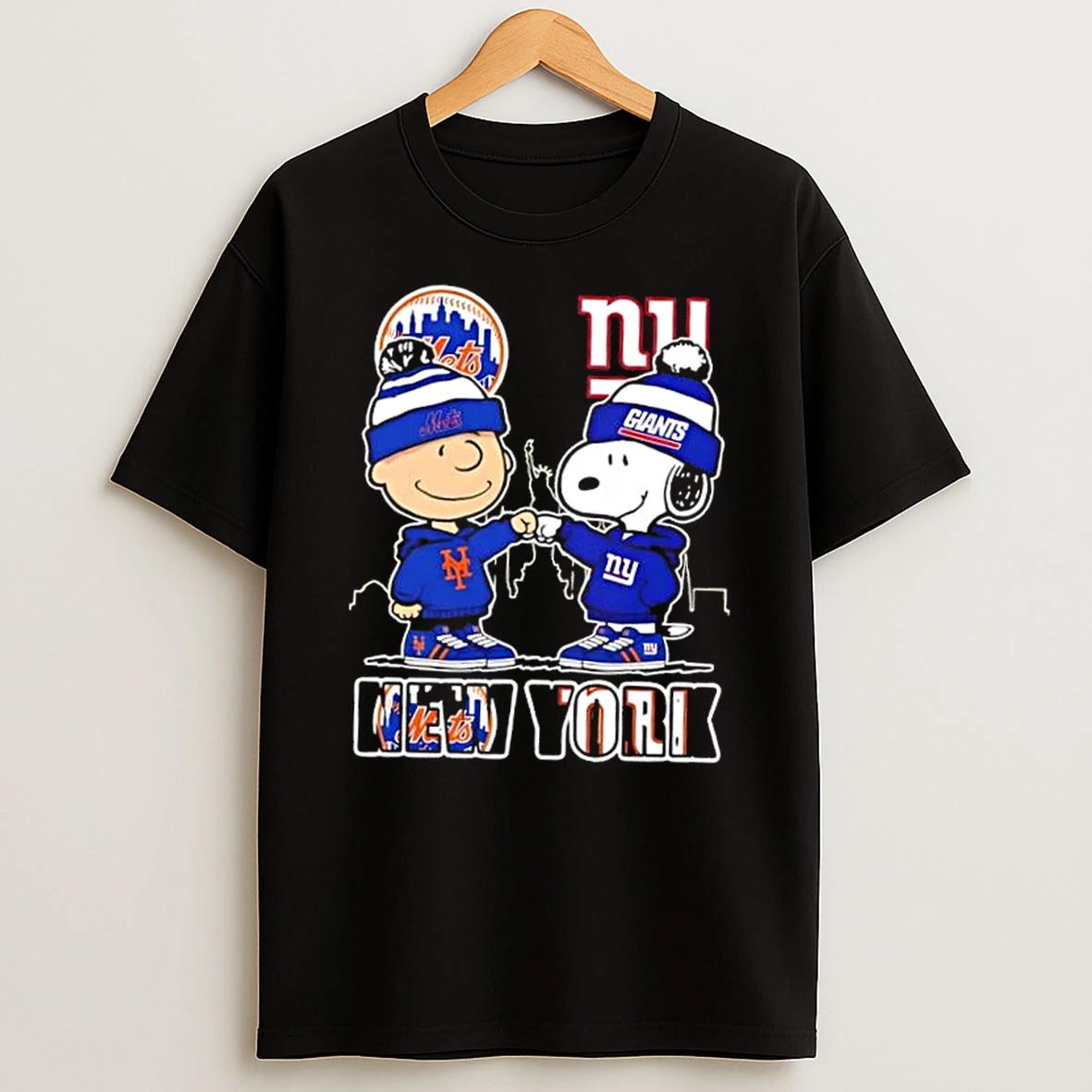 Charlie Brown Fist Bump Snoopy New York City Sports Mets X Giants Skyline T Shirt