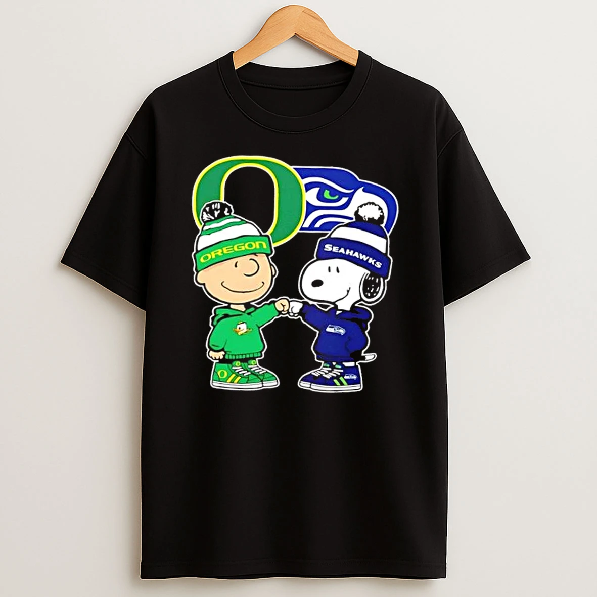 Charlie Brown Fist Bump Snoopy Oregon Ducks X Seattle Seahawks T Shirt