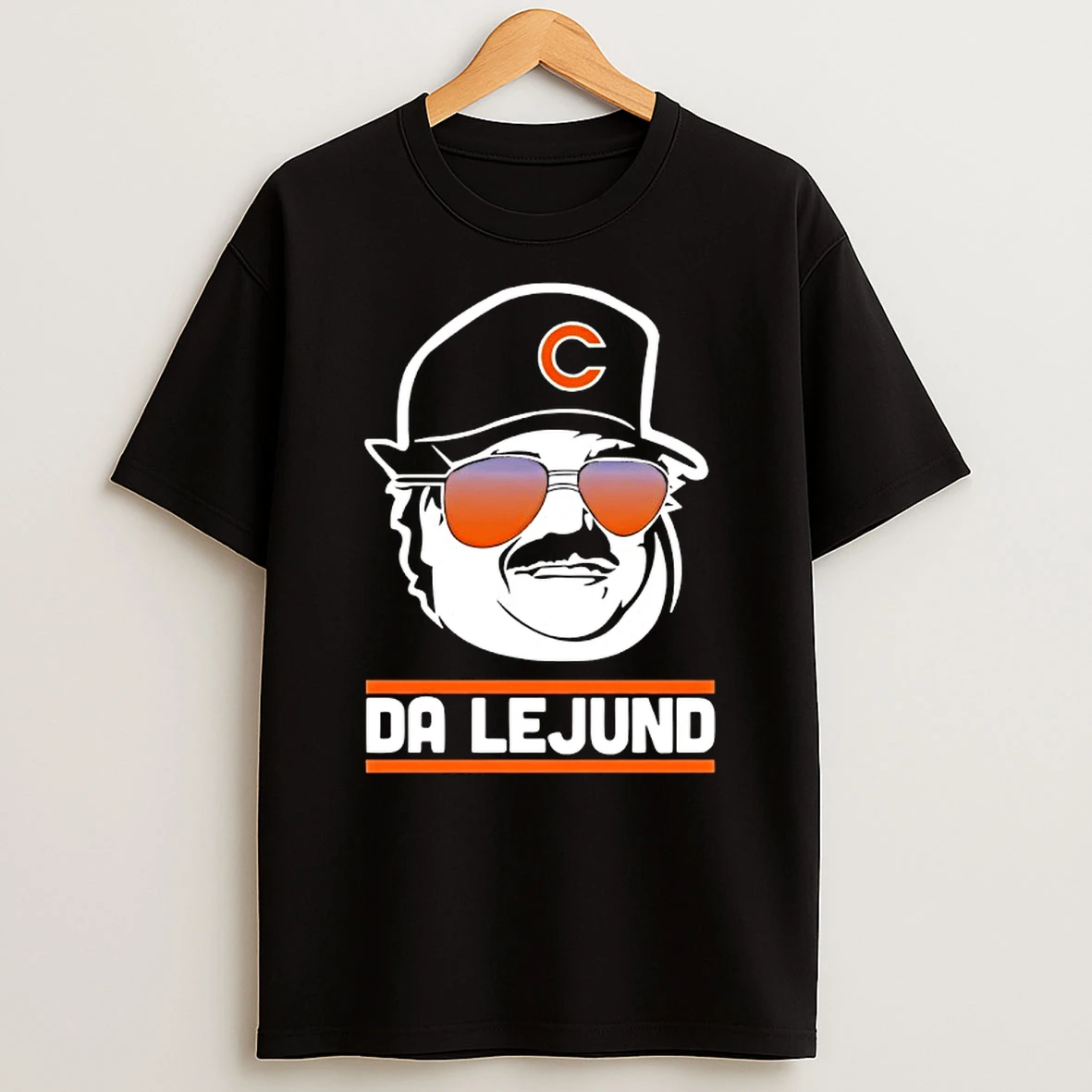 Chiacgo Bears Football Hat With Chris Farley Da Lejund T Shirt