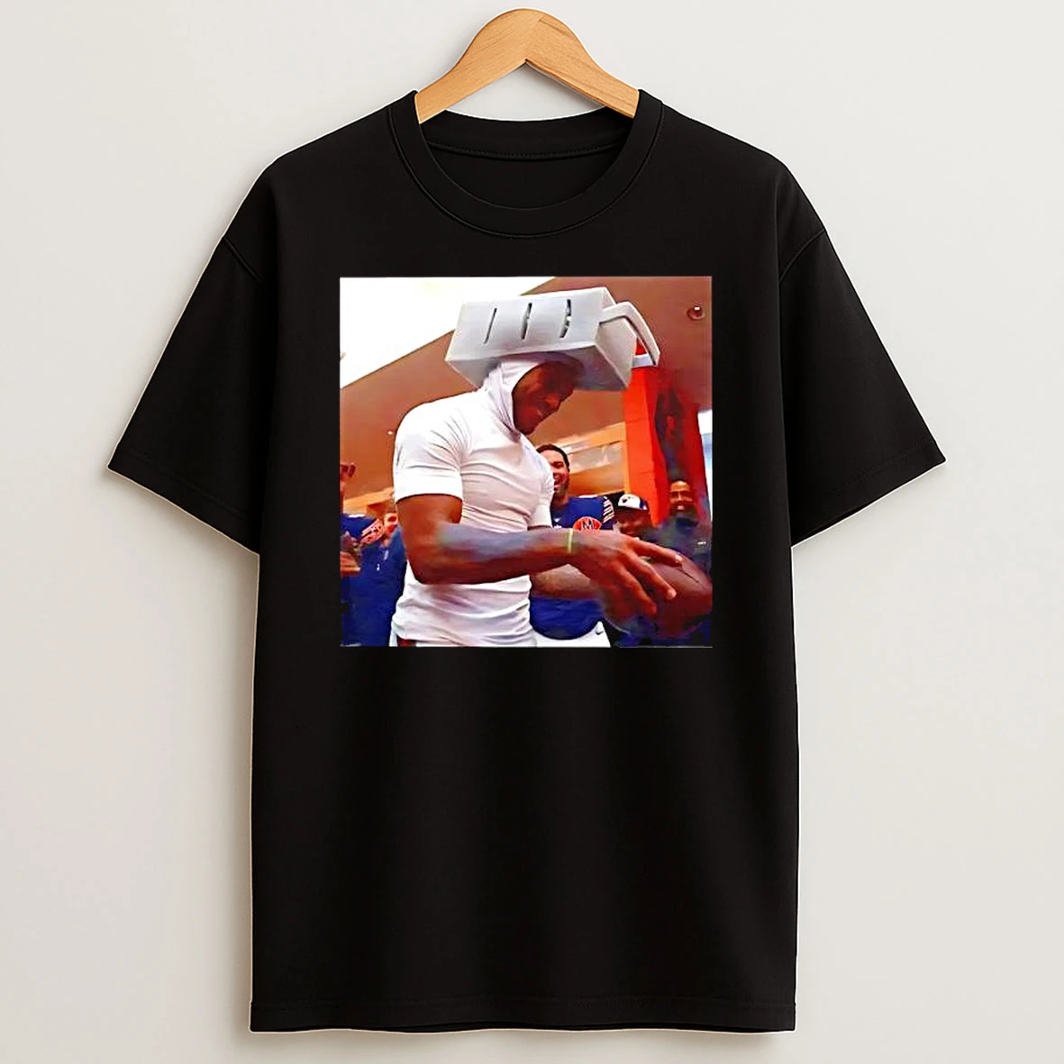 Chicago Bear Dj Moore Wearing A Cheese Grater Hat T Shirt