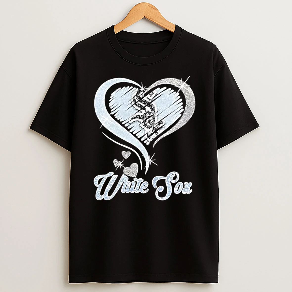 Chicago White Sox Baseball In Glitter Heart Fans T Shirt