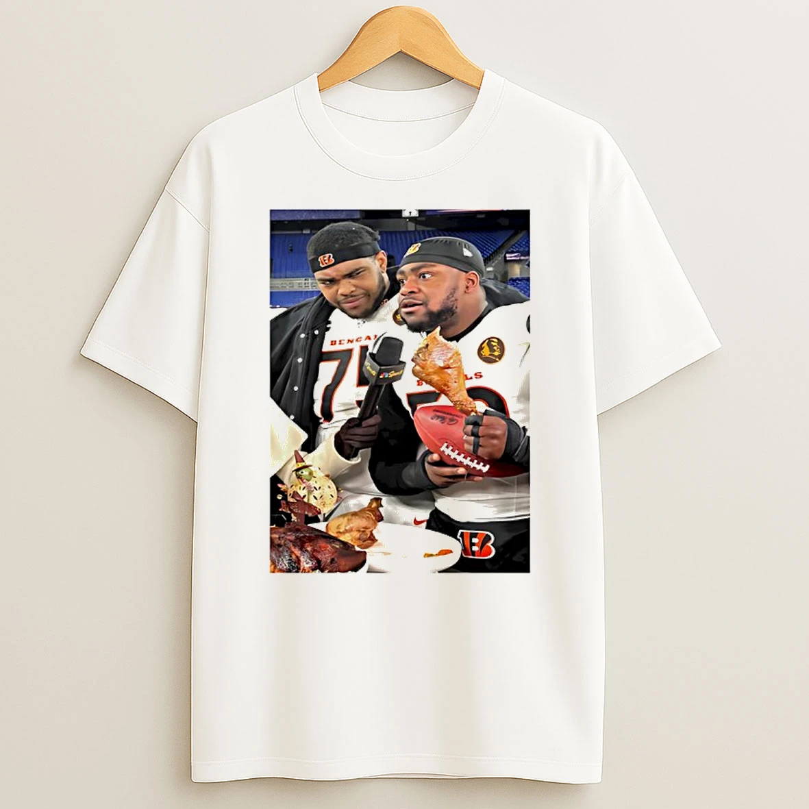 Cincinnati Bengals Joseph Ossai And Orlando Brown Jr Eat Chicken Thanksgiving T Shirt