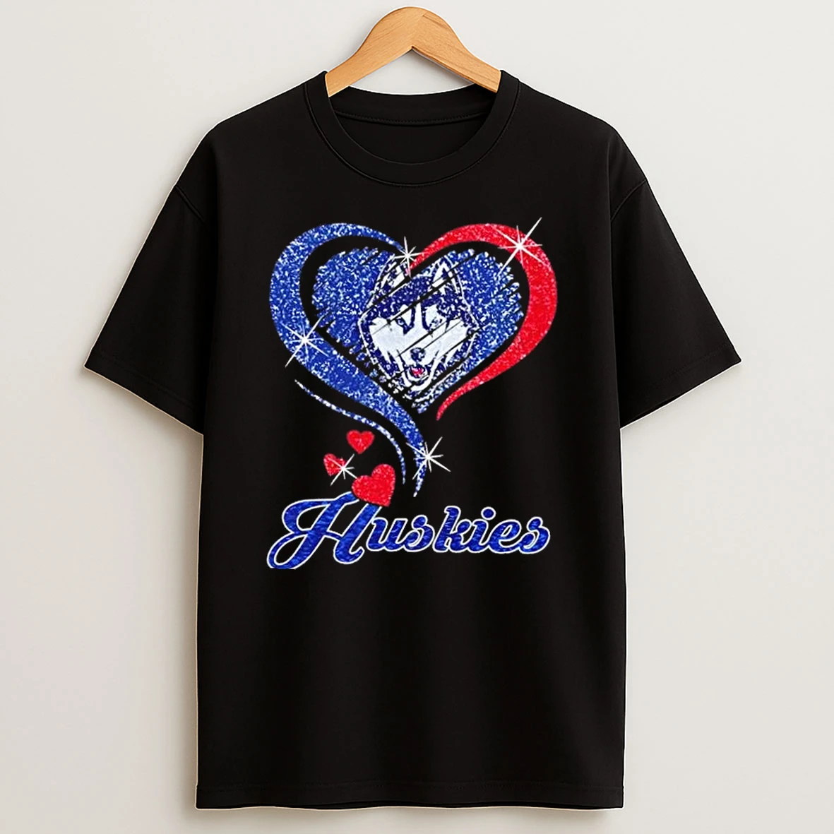 Connecticut Huskies Football In Glitter Heart Fans T Shirt