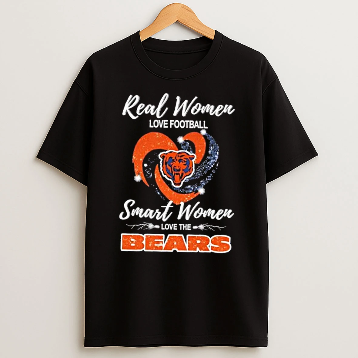 Crystal Heart Real Women Love Football Smart Women Love The Chicago Bears Lightning T Shirt