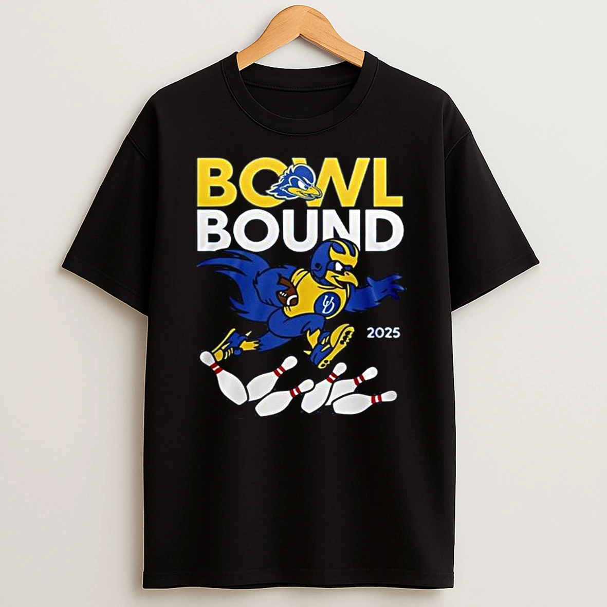 Delaware Blue Hens 2025 Bowl Bound Challenge Accepted T Shirt