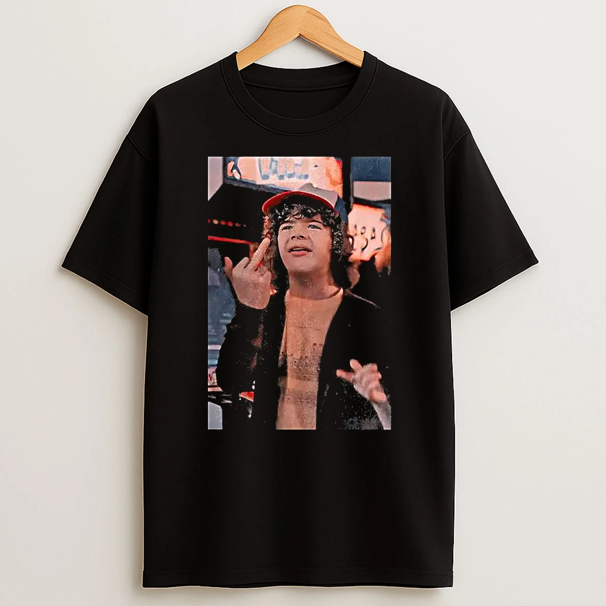 Gaten Matarazzo Middle Finger Stranger Things Upside Down Tv Show Meme Retro T Shirt