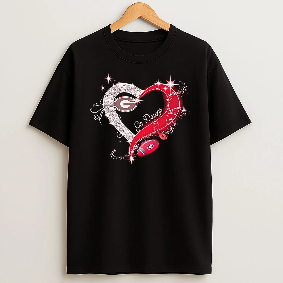 Georgia Bulldogs Football Heart Shape Go Dawgs Logo T Shirt