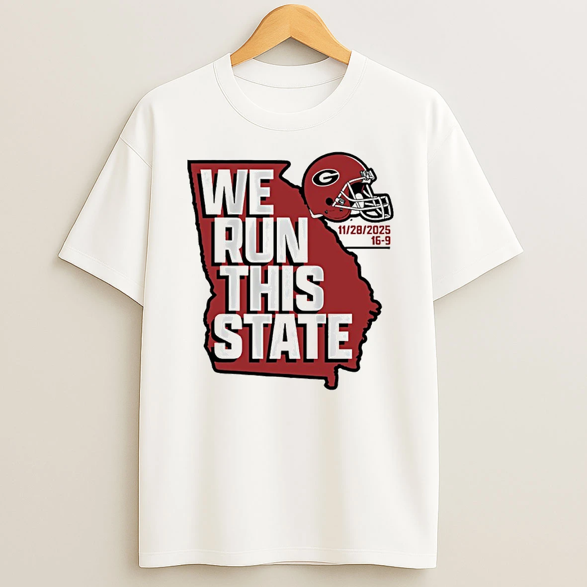 Georgia Bulldogs We Run This State 2025 Helmet Circle Tshirt Hoodie