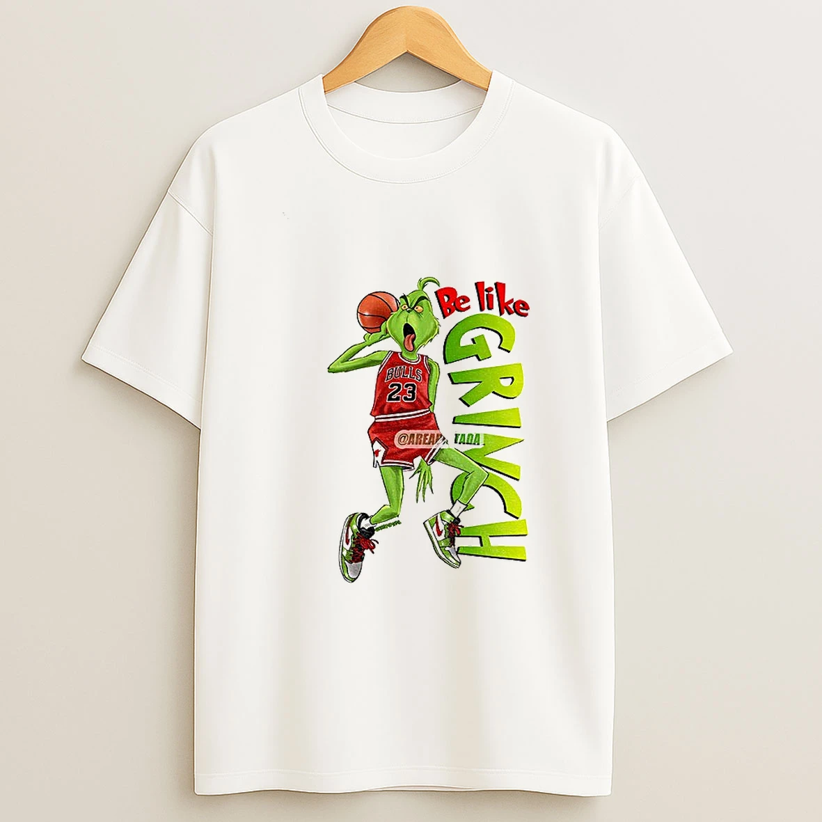 Grinch Santa Michael Jordan Chicago Bulls Basketball Be Like Grinch T Shirt