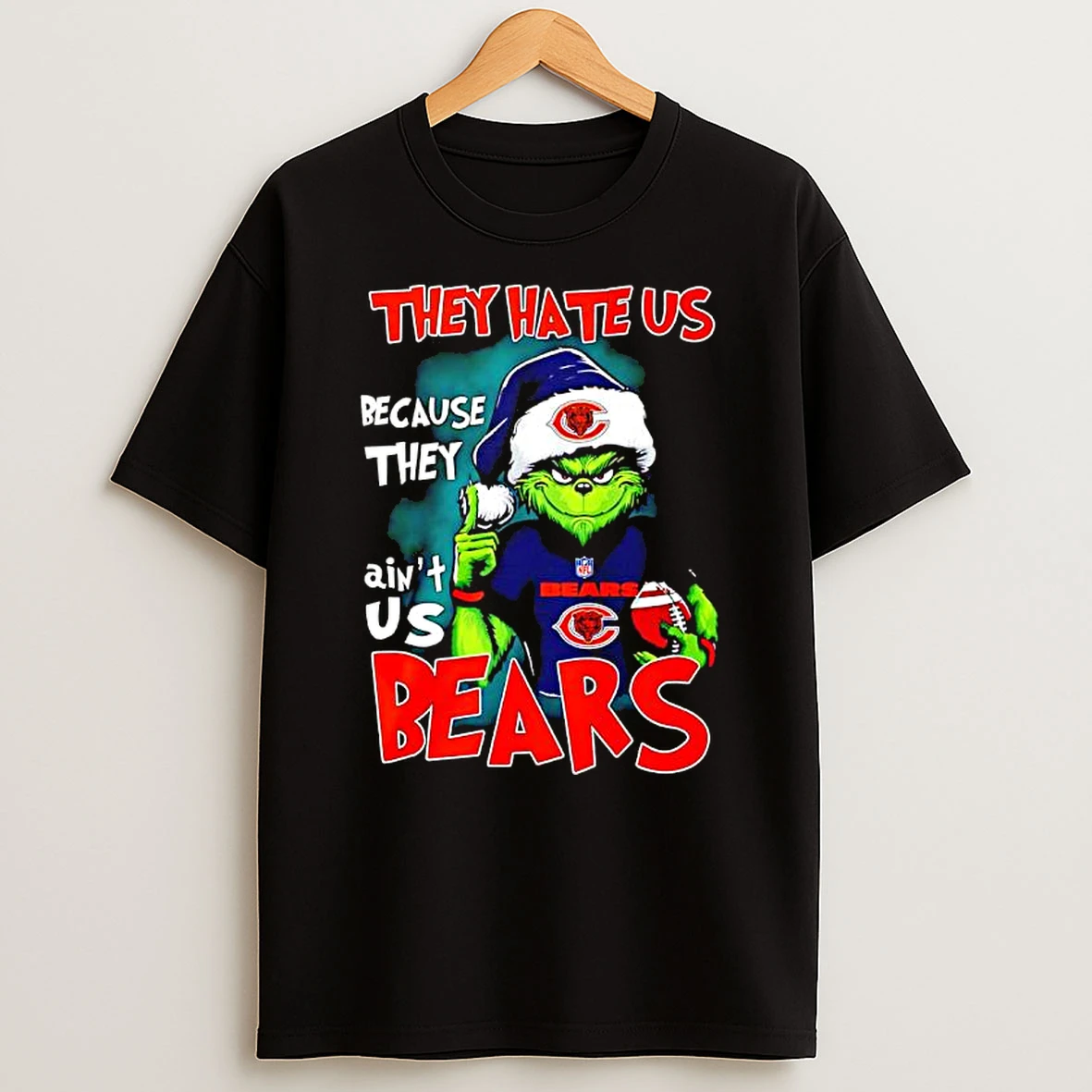 Grinch They Hate Us Because They Aint Us Chicago Bears Christmas Football T Shirt