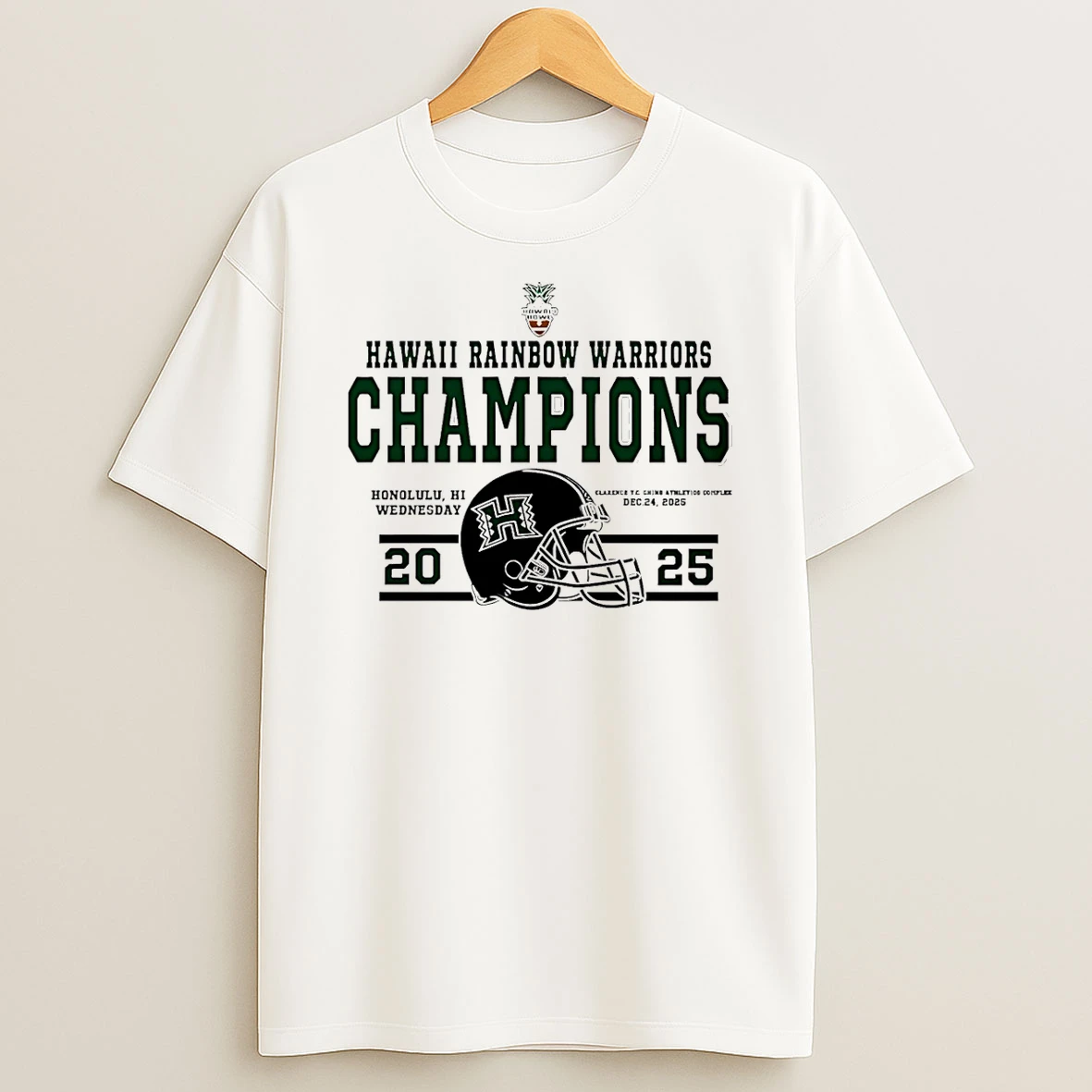 Hawaii Rainbow Warriors 2025 Hawaii Bowl Champions Helmet T Shirt