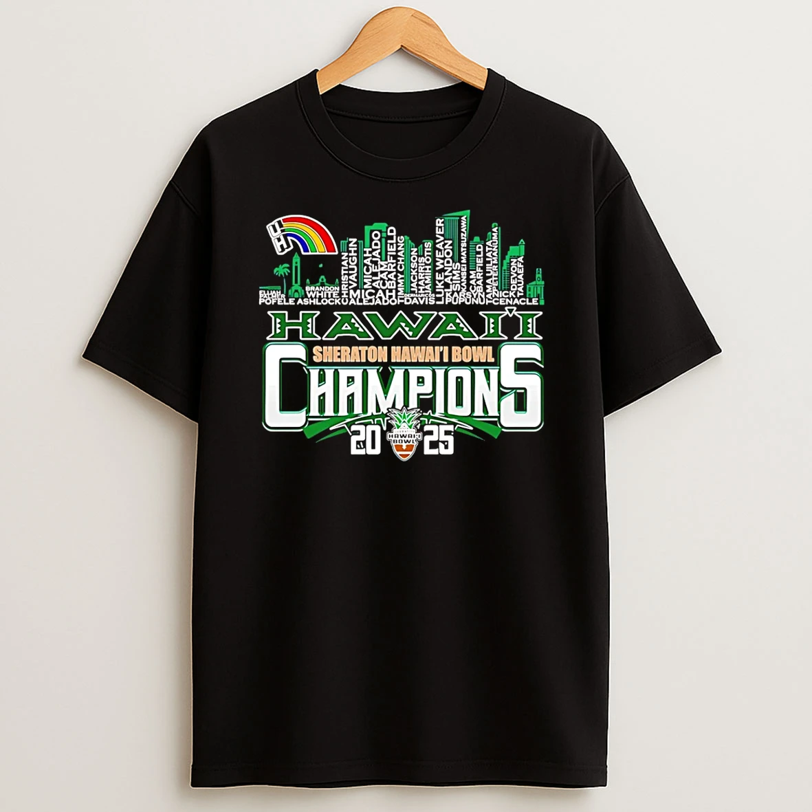 Hawaii Rainbow Warriors 2025 Hawaii Bowl Champions Player Names City Skyline T Shirt