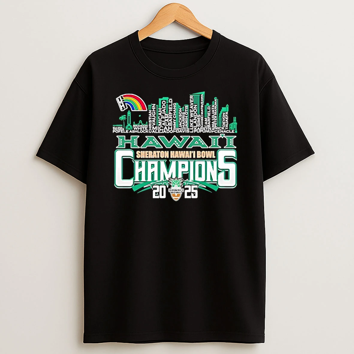 Hawaii Rainbow Warriors Sheraton Hawaii Bowl 2025 City Skyline T Shirt