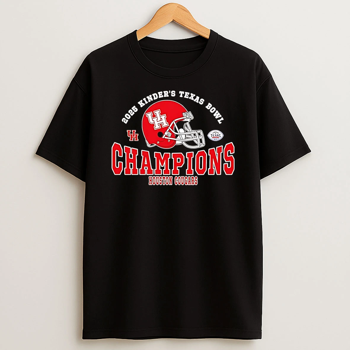 Houston Cougars Football 2025 Kinders Texas Bowl Champions Helmet T Shirt