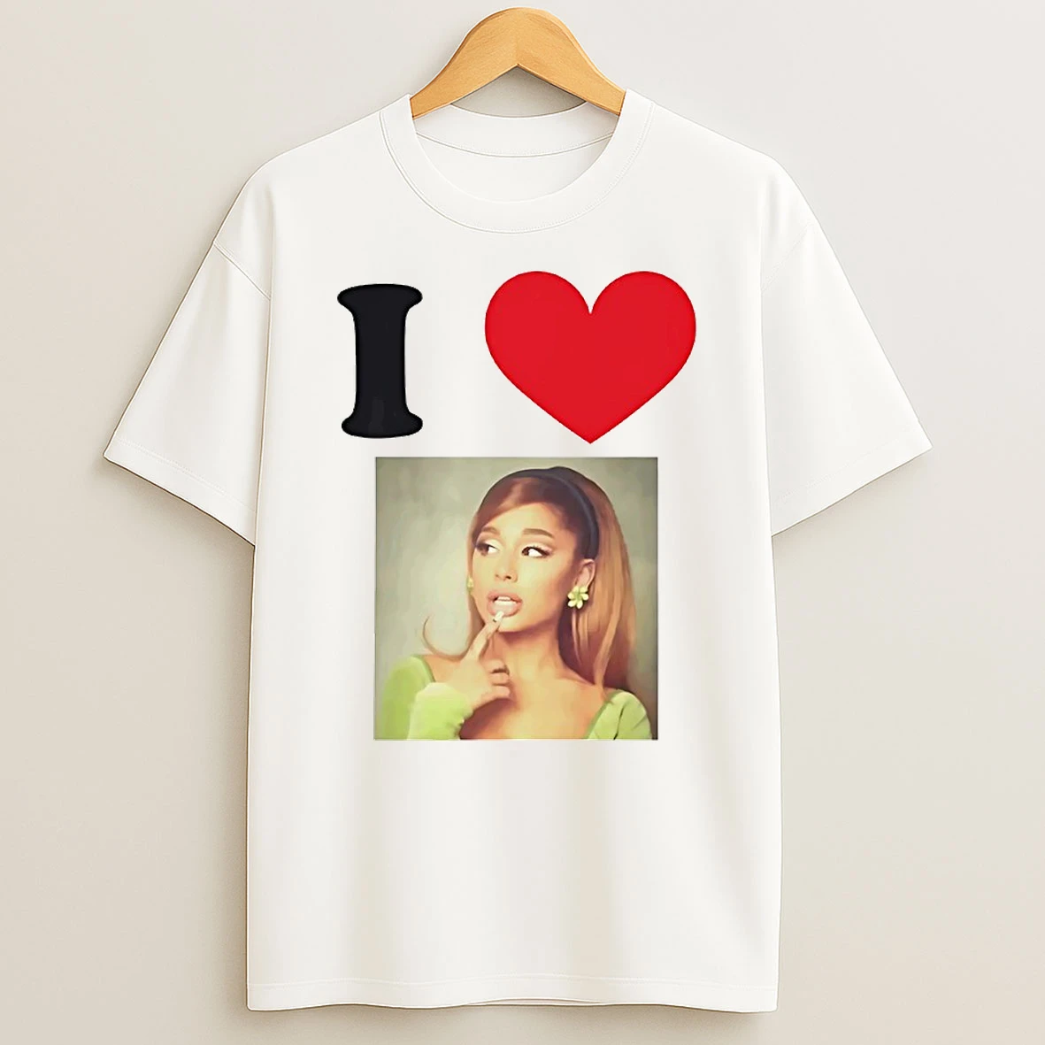 I Love Ariana Grande Circle T Shirt