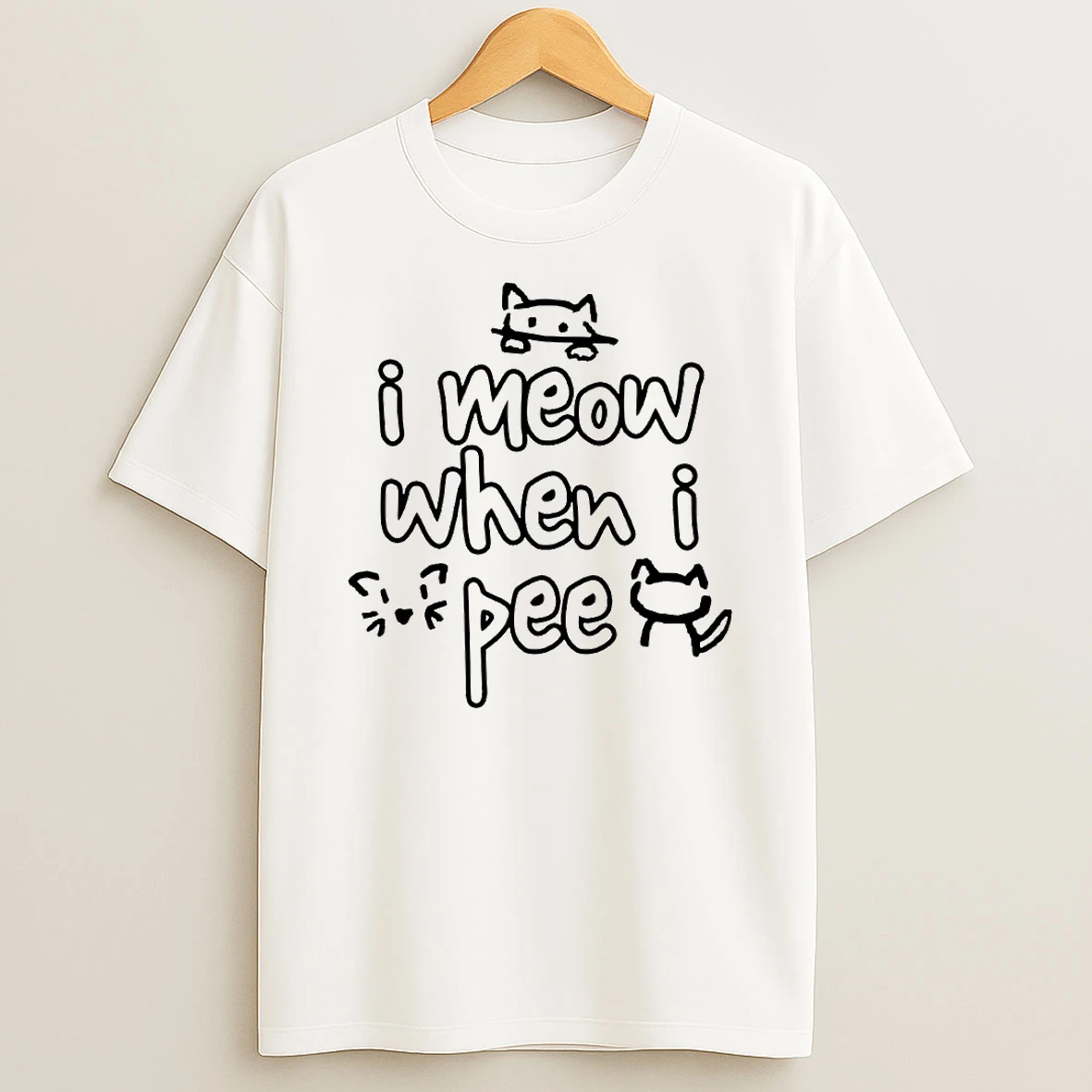 I Meow When I Pee Circle T Shirt