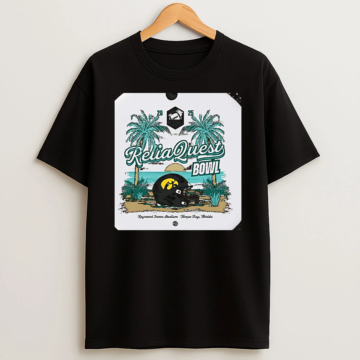 Iowa Hawkeyes 2025 Reliaquest Bowl Helmet Beach Christmas T Shirt