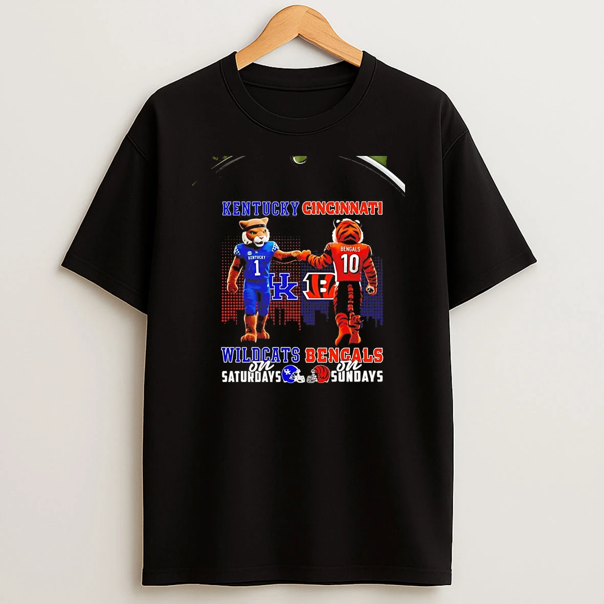 Kentucky Wildcats On Saturdays Cincinnati Bengals On Sundays Mascot Chriast T Shirt