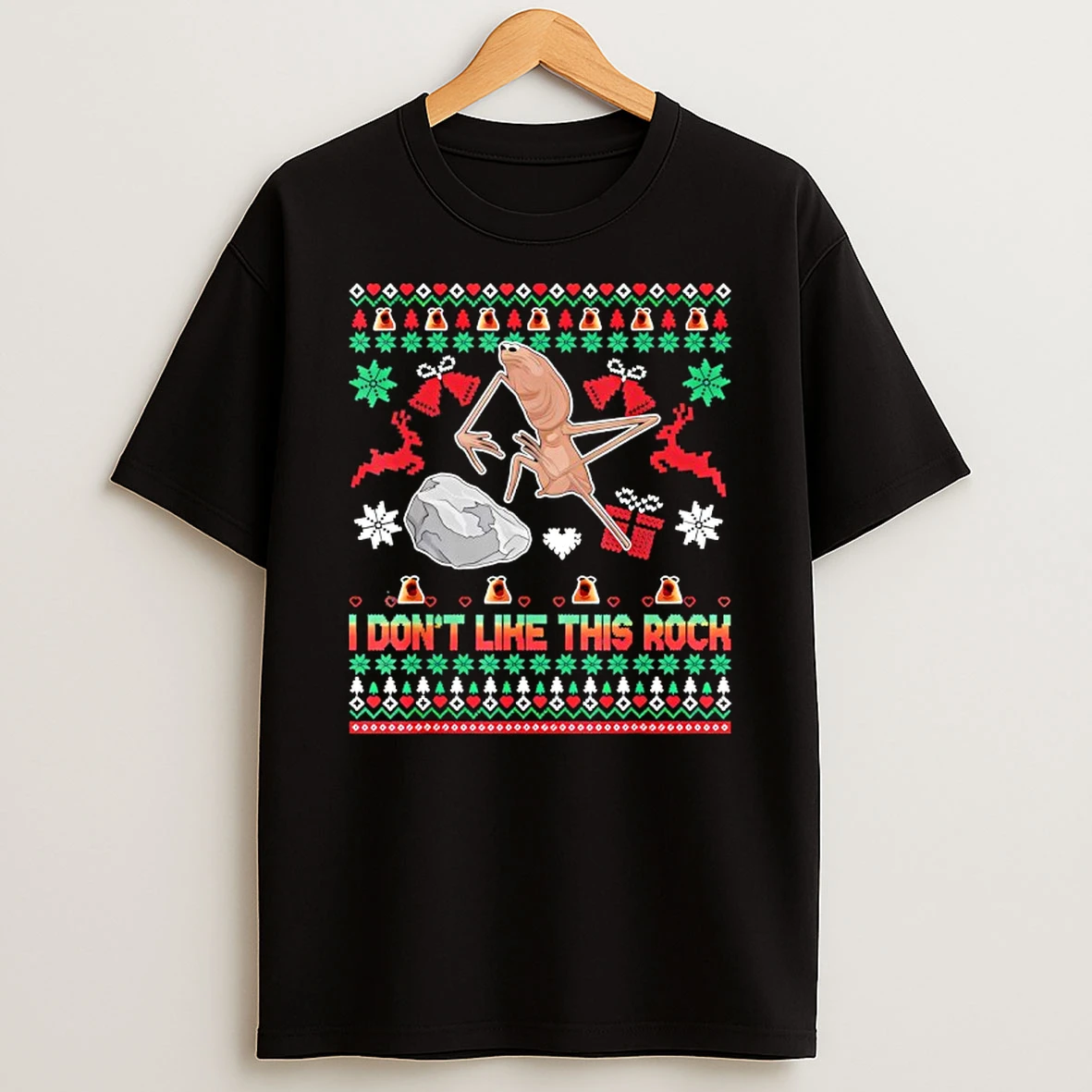 Marcus The Worm I Dont Like This Rock Camiseta Christmas T Shirt