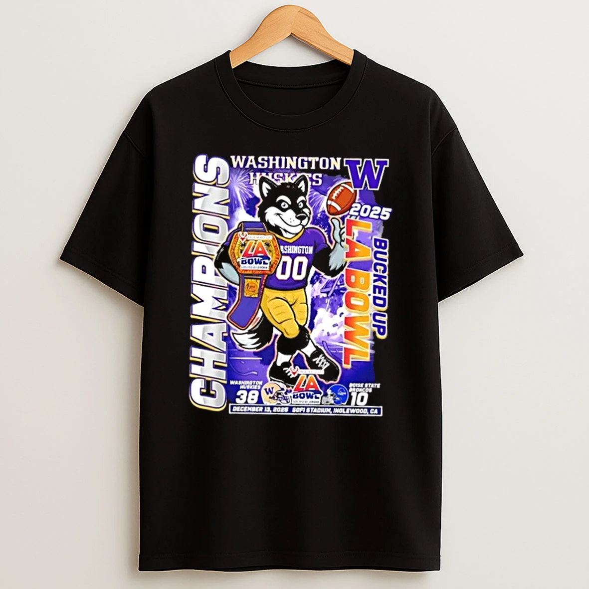 Mascot Washington Huskies 2025 Bucked Up La Bowl Sofi Stadium Inglewood Ca T Shirt
