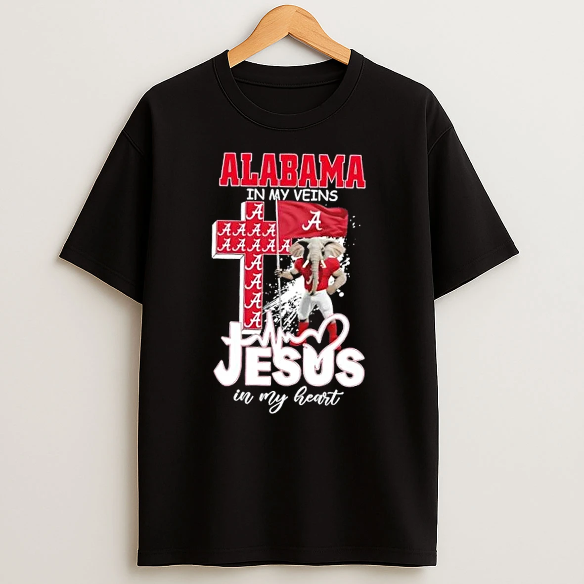 Mascot Hold Flag Alabama Crimson Tide In My Veins Jesus In My Heart T Shirt