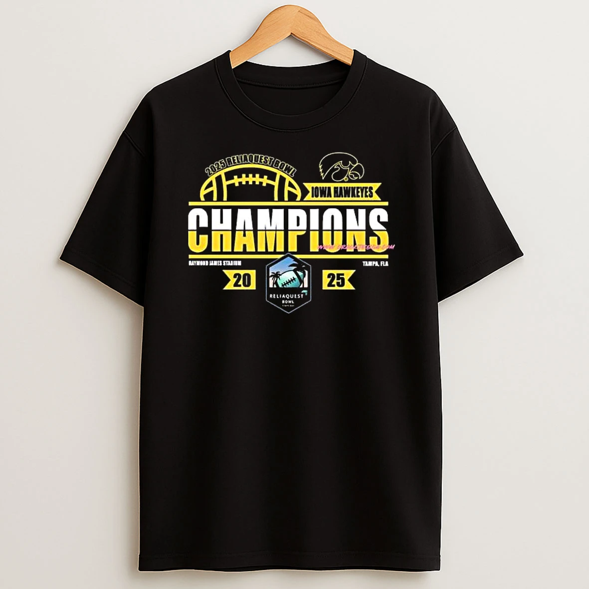 Mens Iowa Hawkeyes 2025 Reliaquest Bowl Locker Room T Shirt