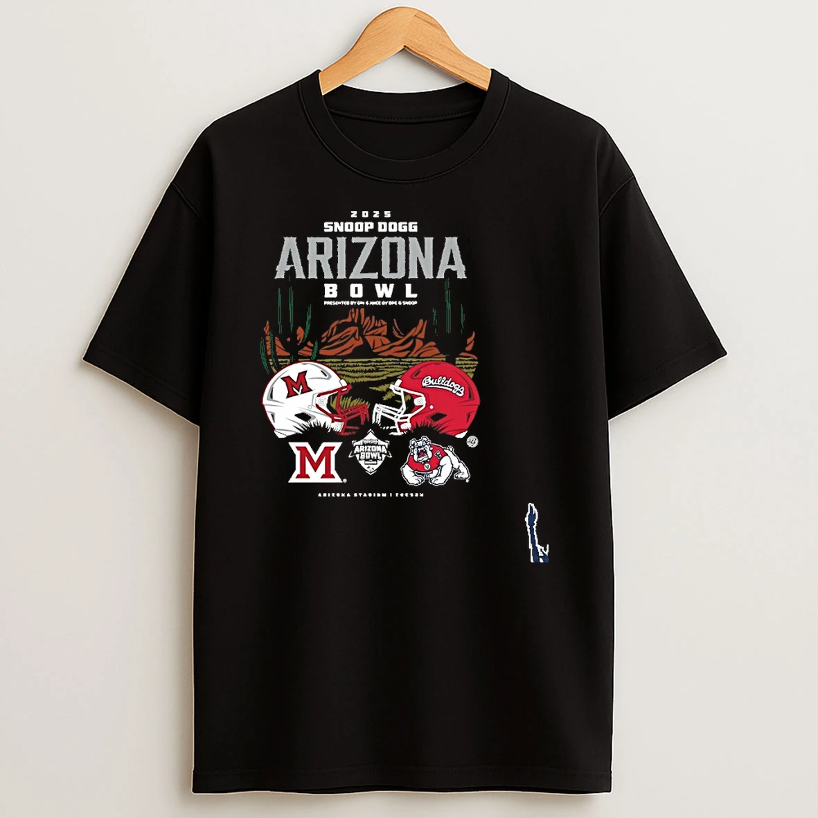 Miami Redhawks Vs Fresno State Bulldogs 2025 Arizona Bowl Dueling Helmet T Shirt