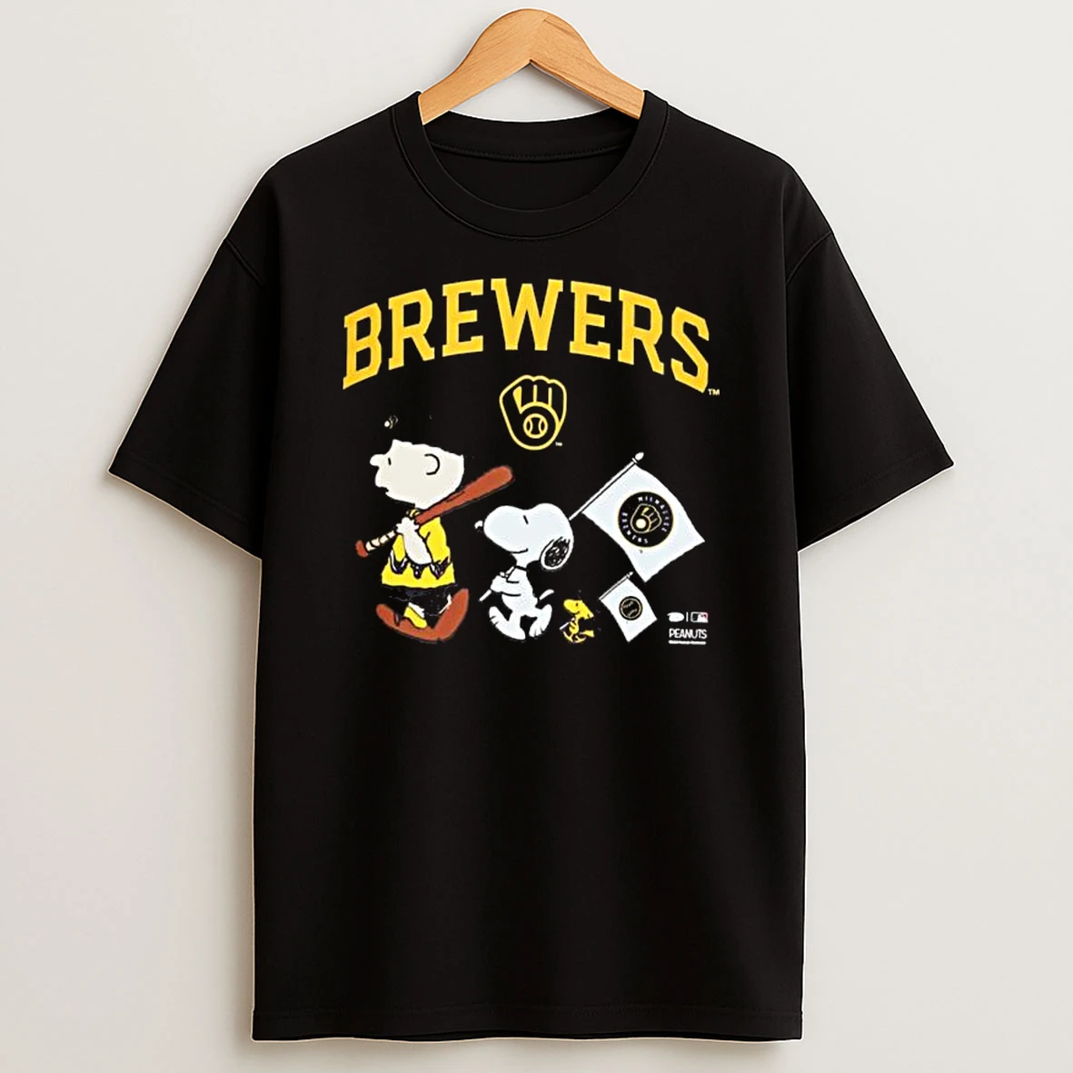 Milwaukee Brewers Peanuts Flag T Shirt