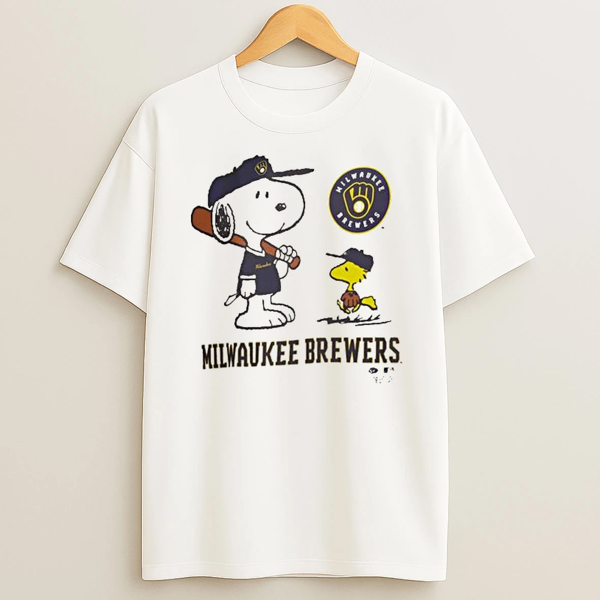 Milwaukee Brewers Peanuts Snoopy T Shirt