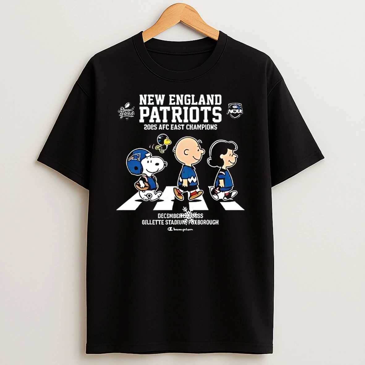 New England Patriots 2025 Afc East Champions Snoopy And Peanuts Abbey Road T Shirt